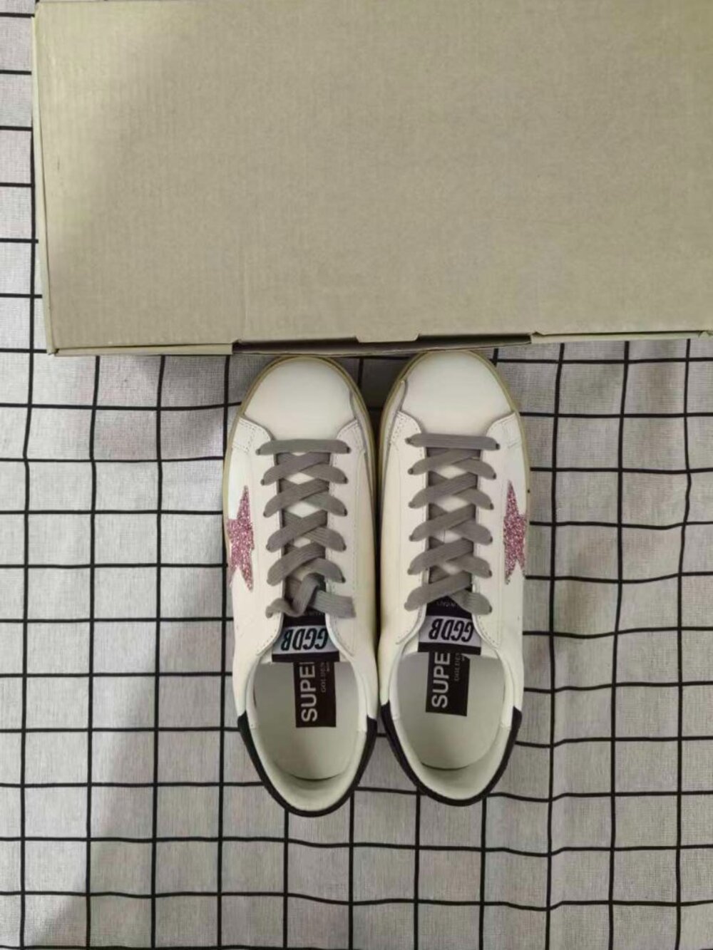 Golden Goose Super-Star White Leather Sneakers Pink Glitter Star, Brand New With